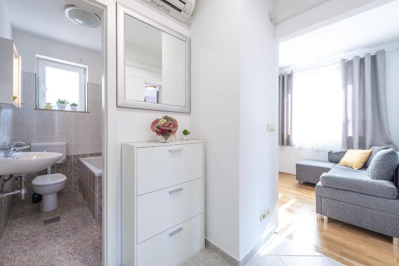 South Wind Apartments Дубровник Екстериор снимка